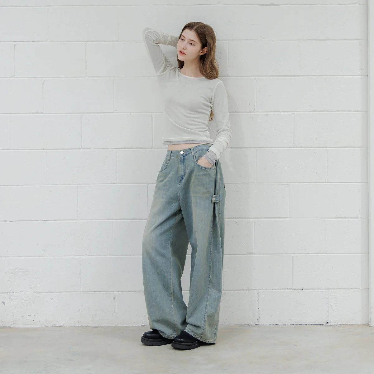 Vintage Cargo Wide-Leg Denim Pants