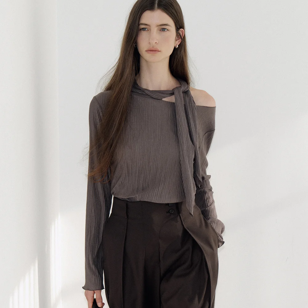 soft pleated scarf T-shirt (taupe) orc 6107