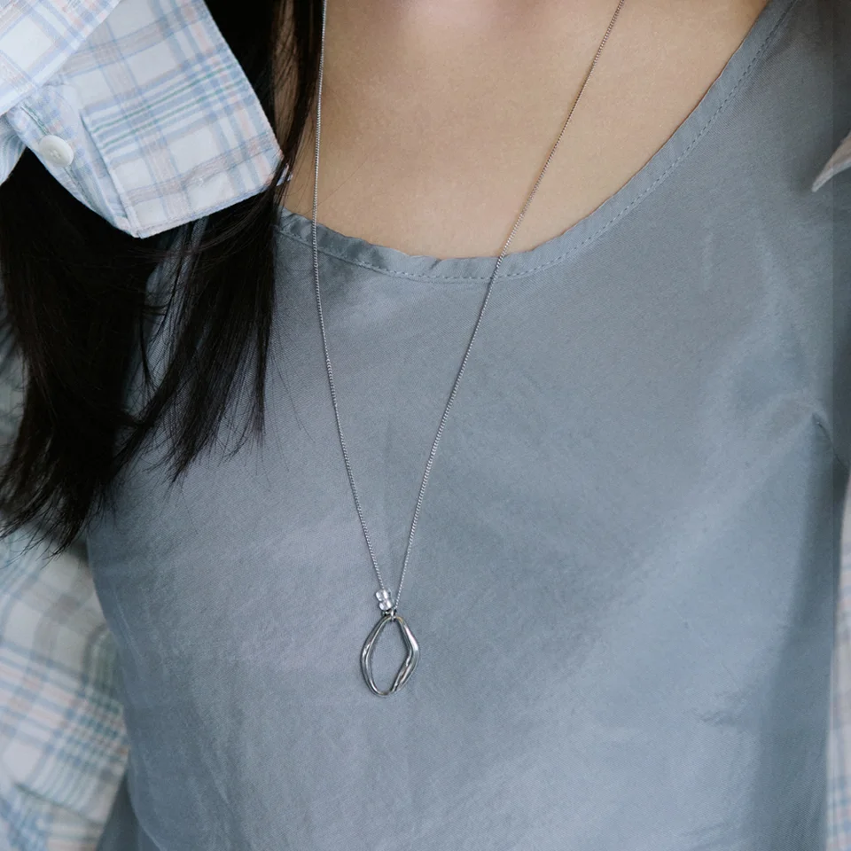 Irregular shape pendant long necklace