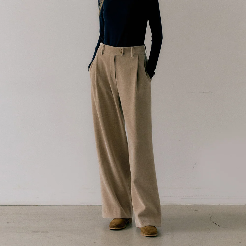 CORDUROY PINTUCK WIDE PANTS (mocha beige)