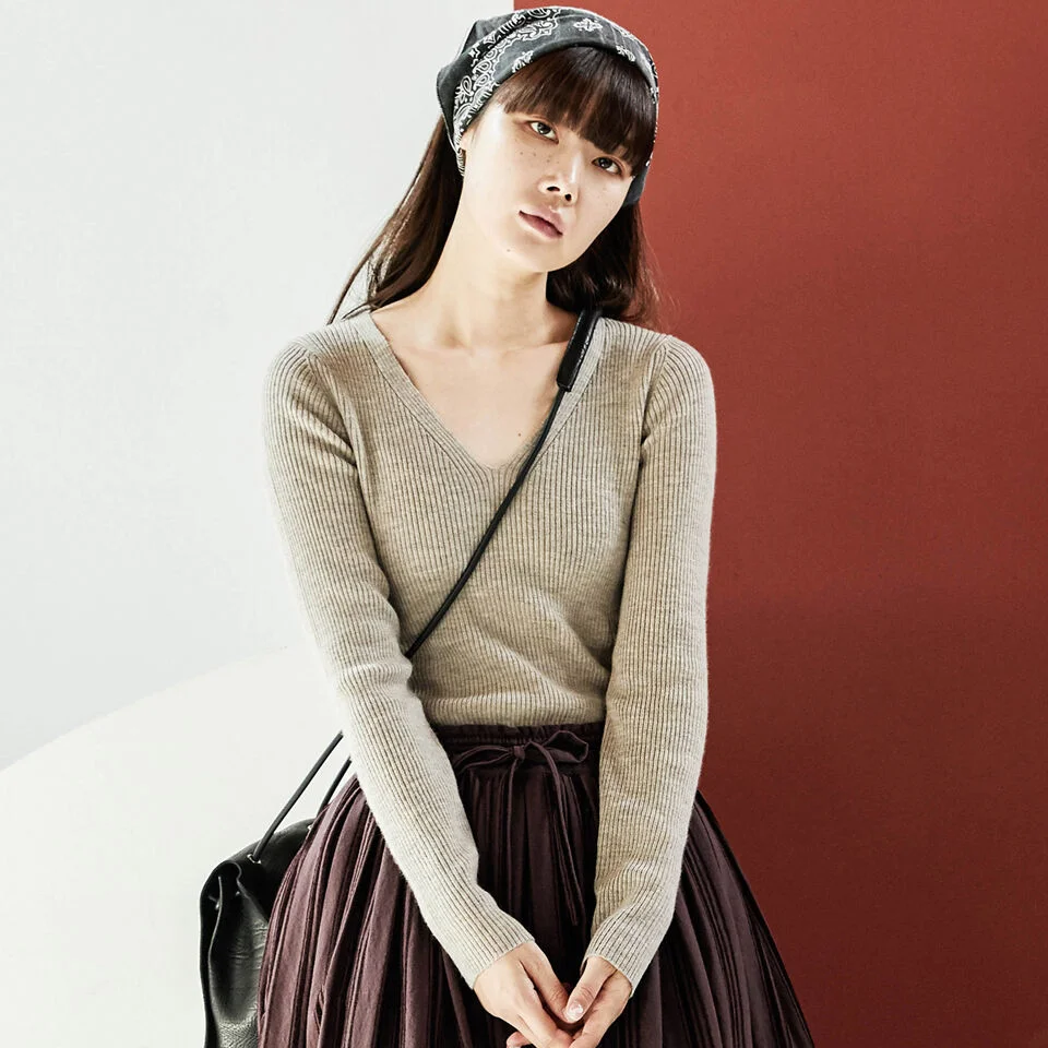 V Super Merino Oatmeal Knits
