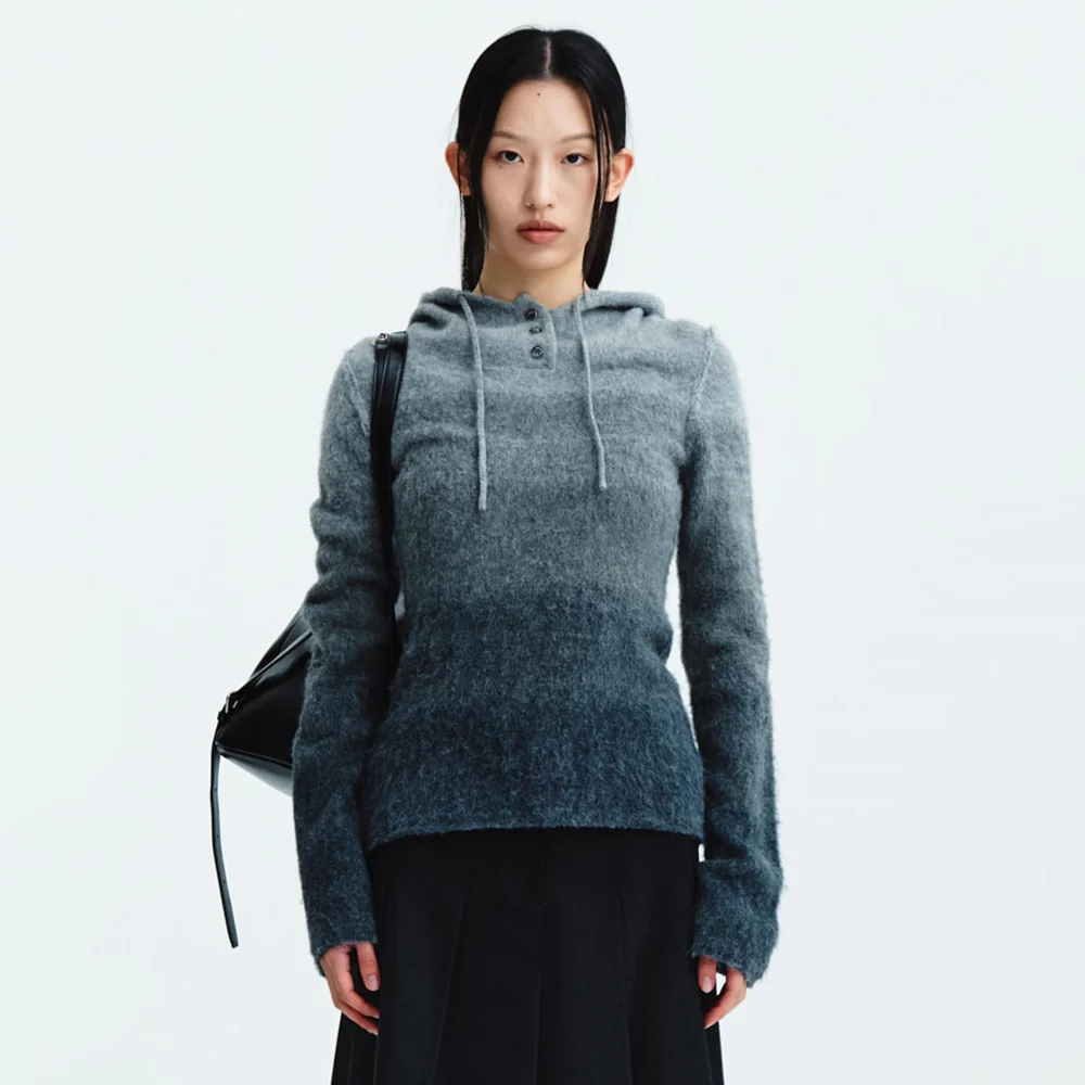 STRING HOODY GRADATION KNIT TOP IN GREY