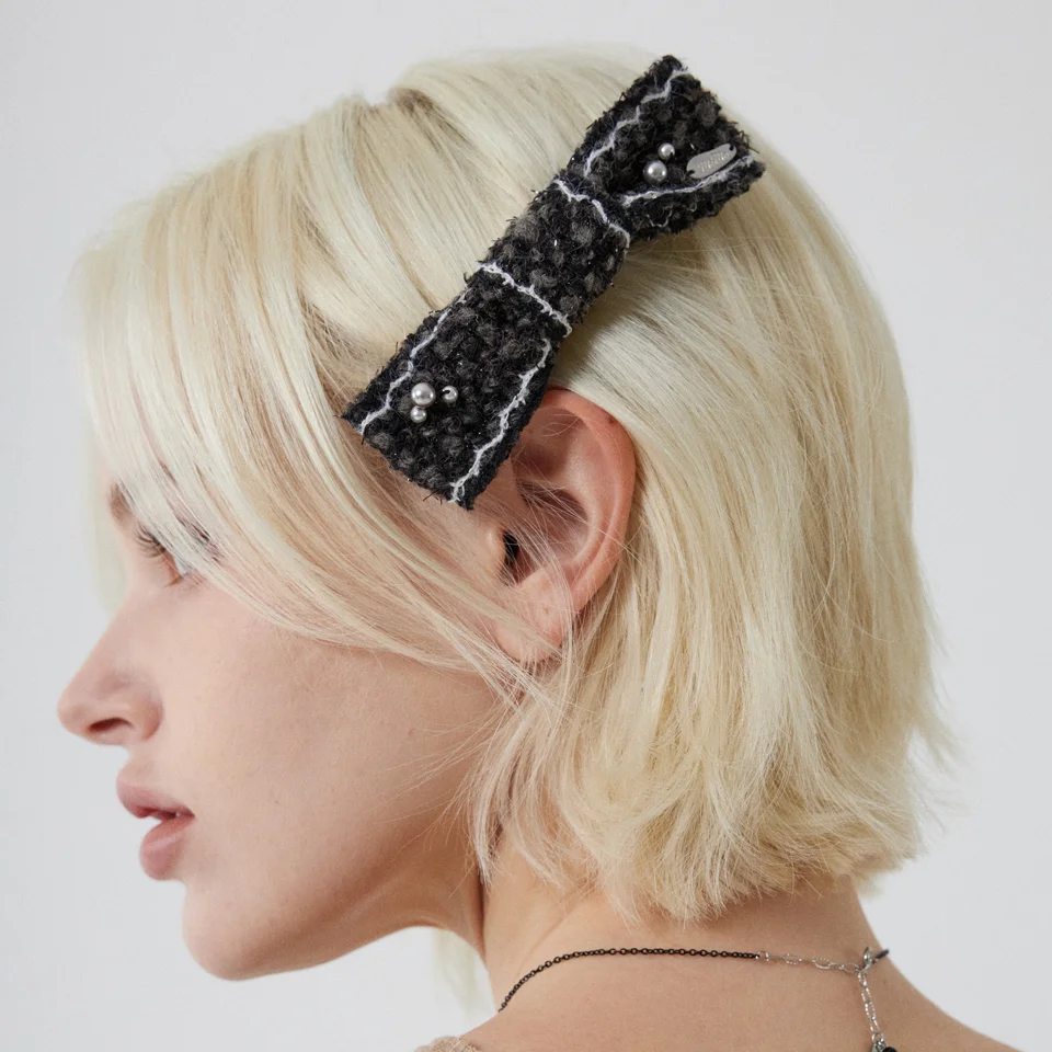 Tweed with pearl ribbon hairpin (Dark grey)