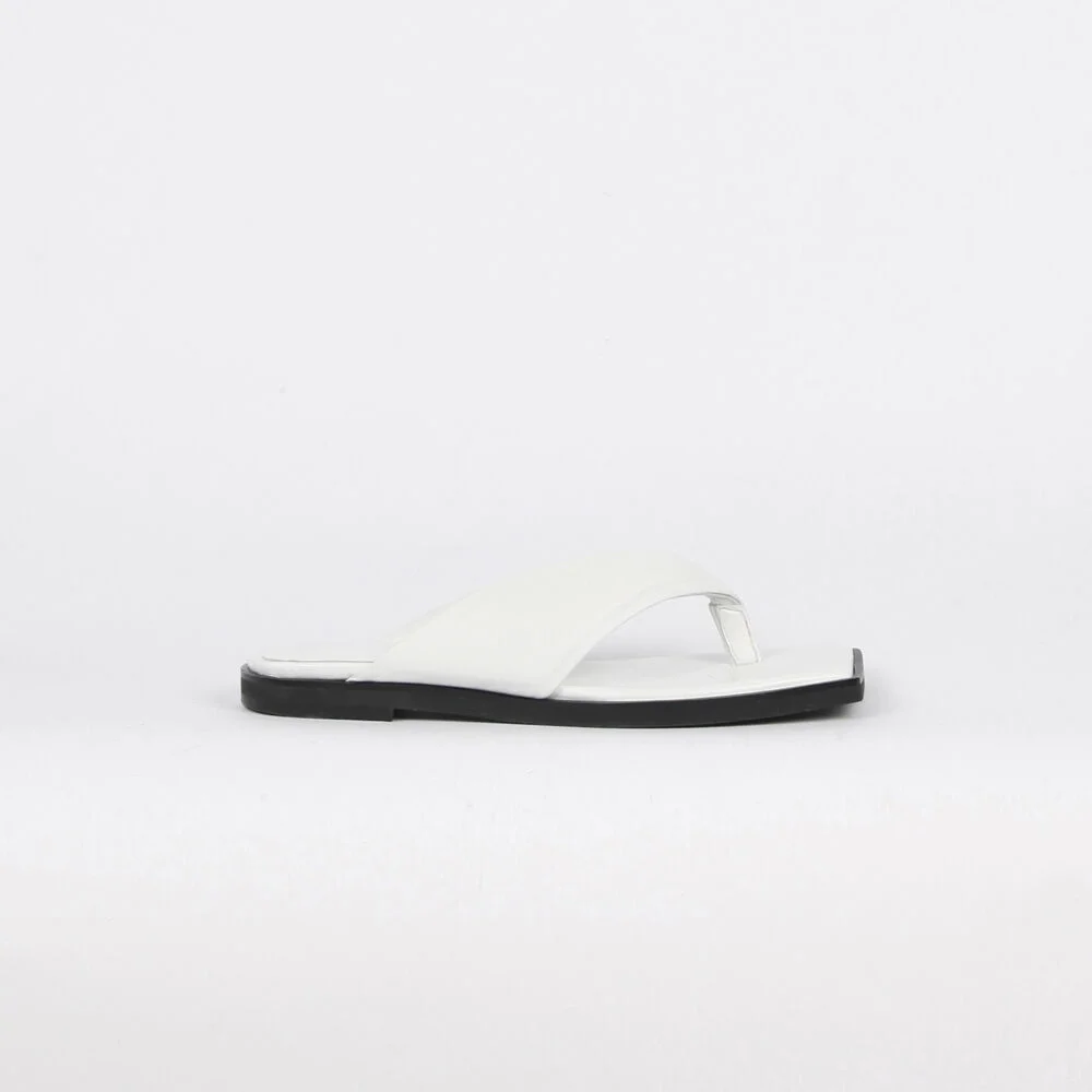 Nadia Flip-Flop Leather Slides White