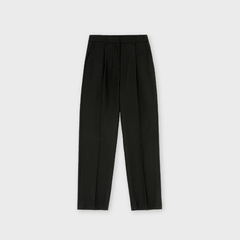 W One Tuck Pants, Black