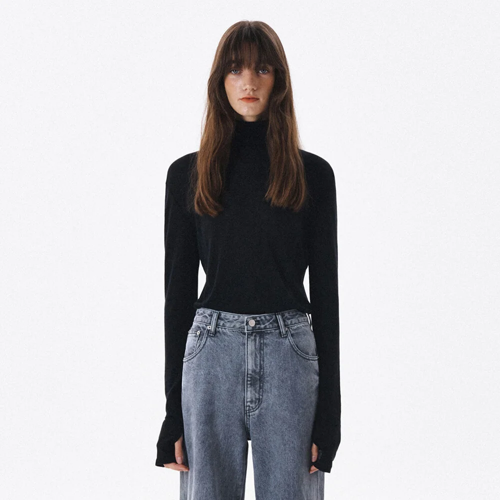 LINE HIGHNECK TOP