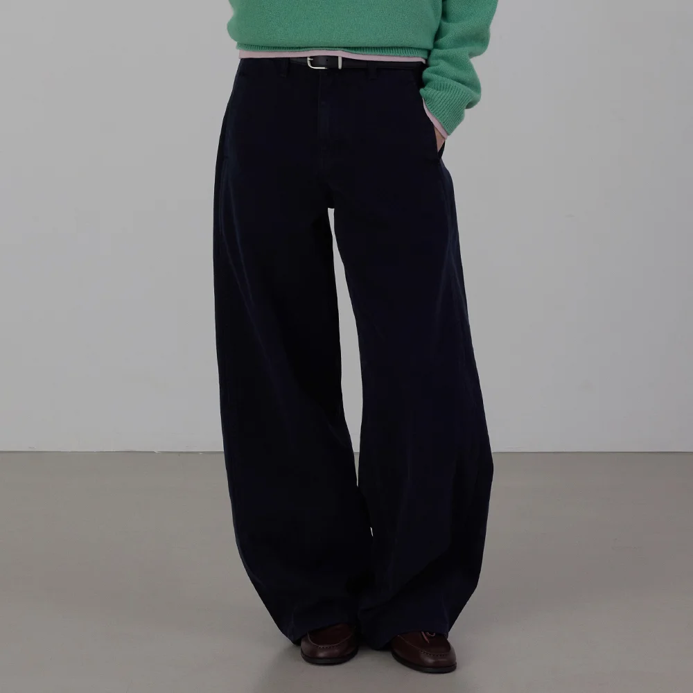 Curved Barrel Cotton Pants