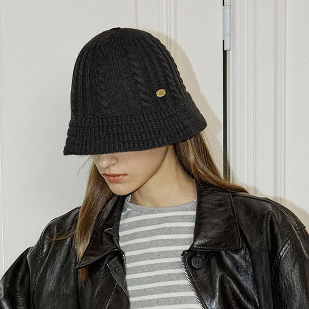 Cable Knit Bucket Hat - Black