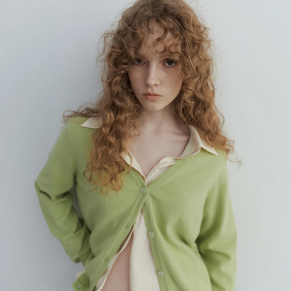 Plain Cardigan (Milk Matcha)