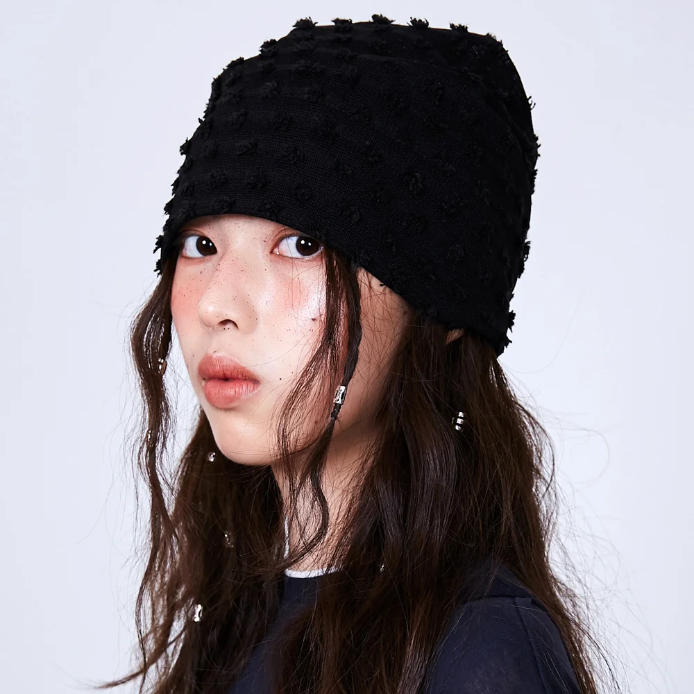FLOWER BLACK BEANIE
