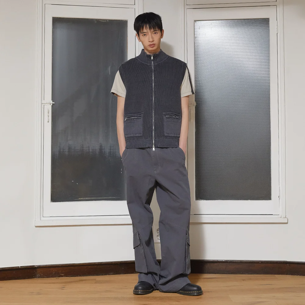 OUT POCKET COTTON CARGO PANTS FOR MEN IN SMOKE BLUE