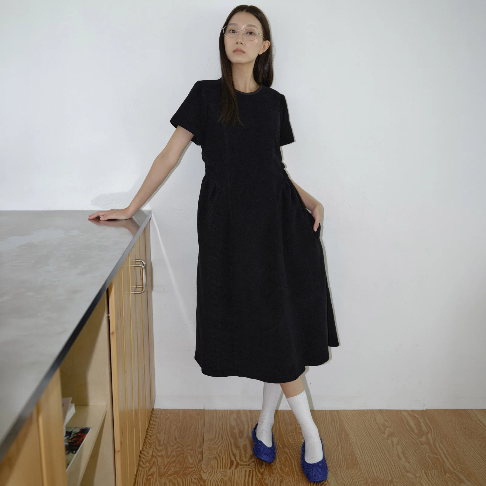 CORDUROY MAIS PUFF SLEEVE DRESS / BLACK