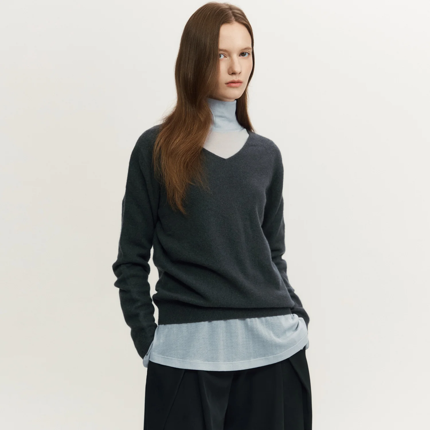100% Wool Wholegarment V-neck Knit Pullover DARK GRAY