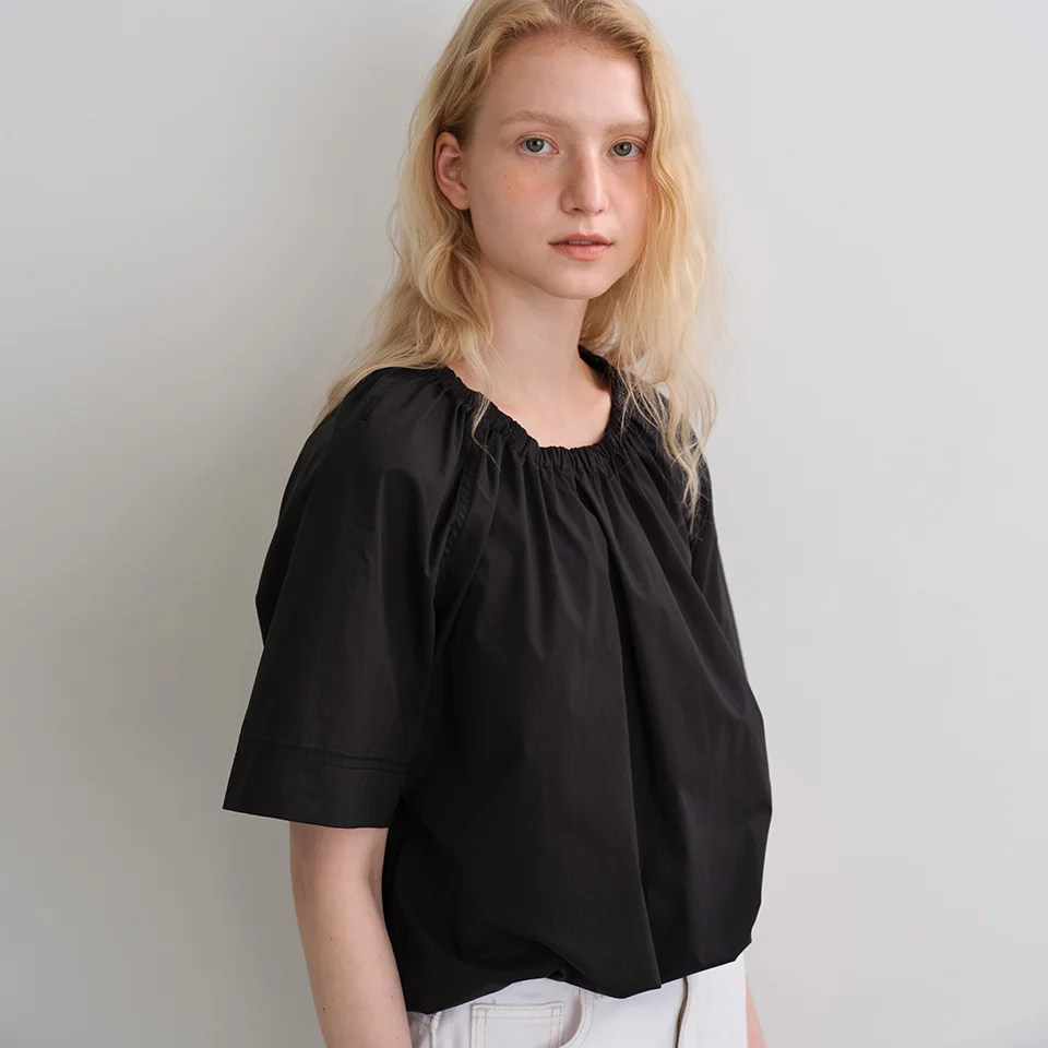 shirring banding blouse (black)