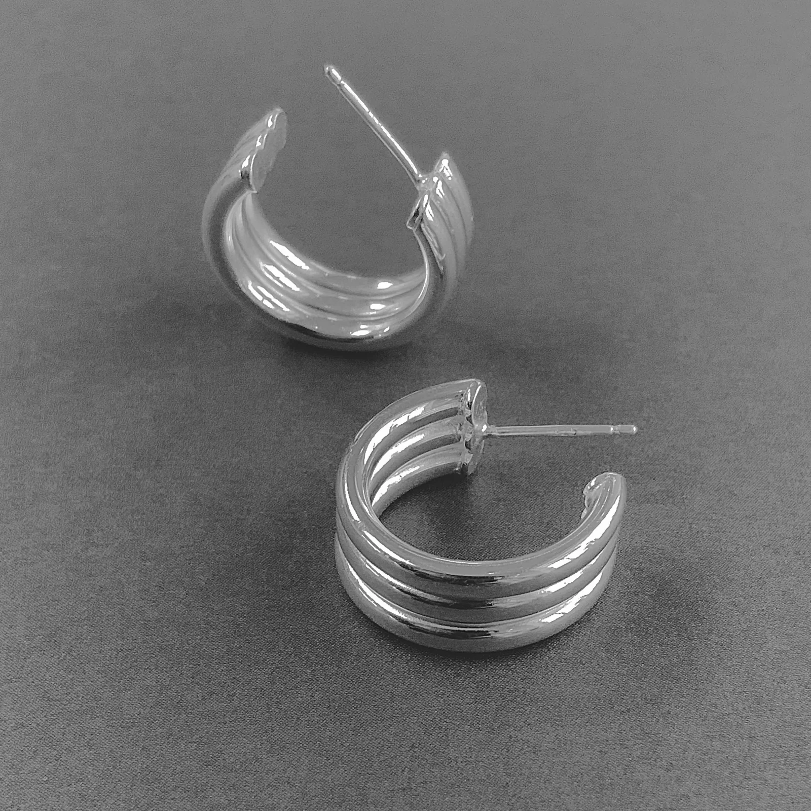 Triple ring earrings