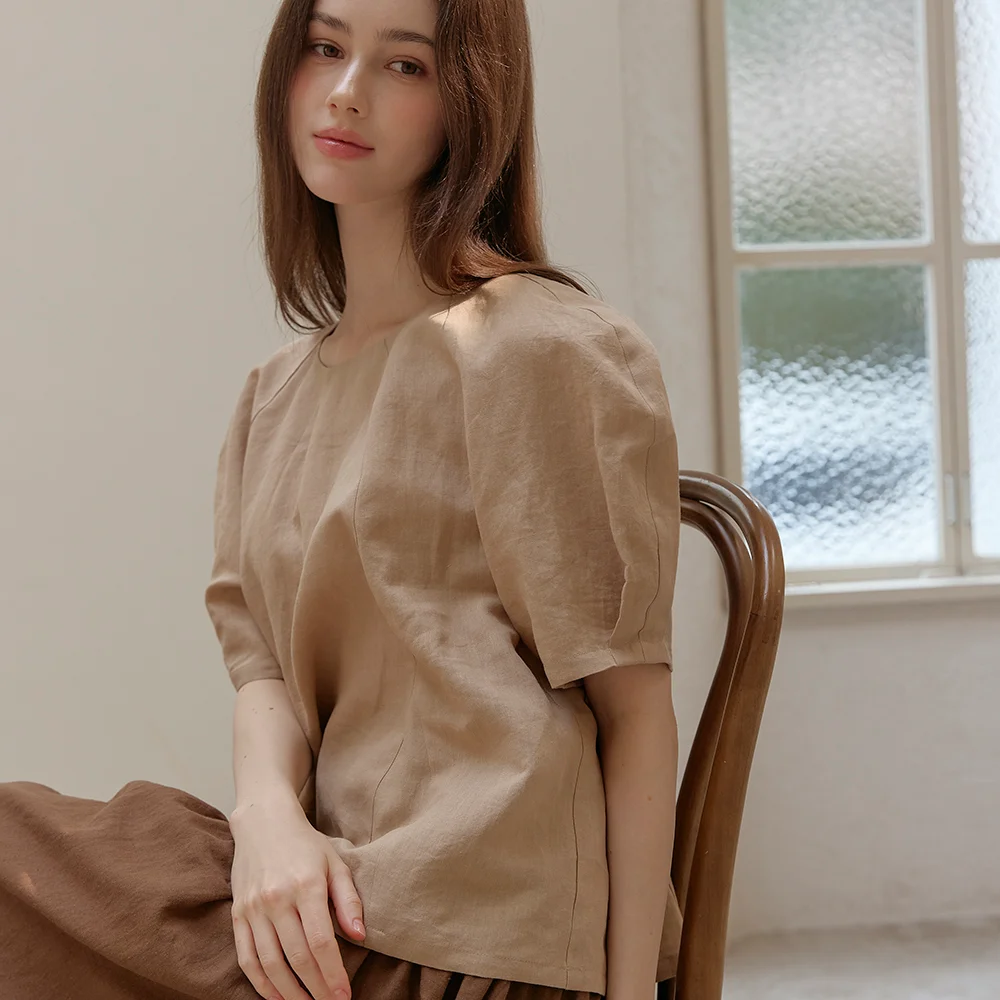 TELL BLOUSE