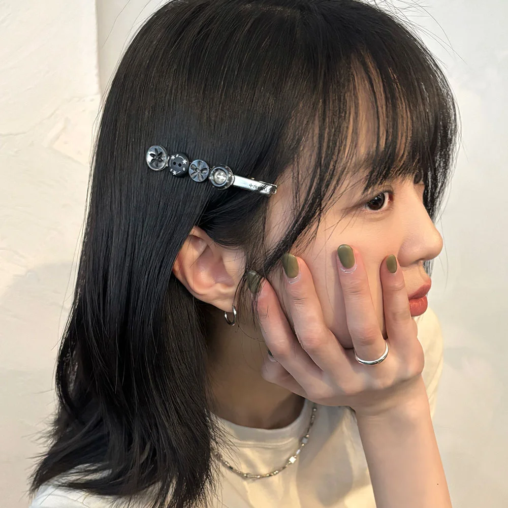 Floss Button Hairpin