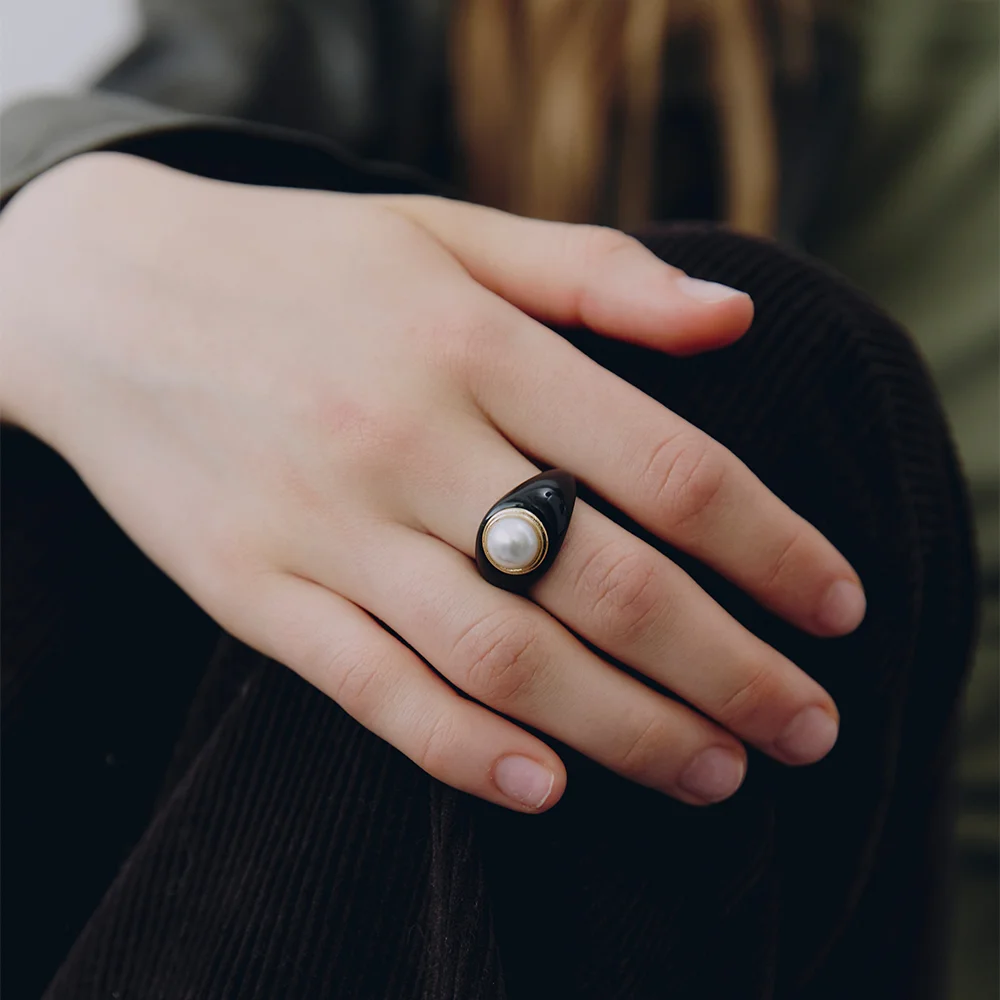 Dusky Orb Ring_VH2579RI003M