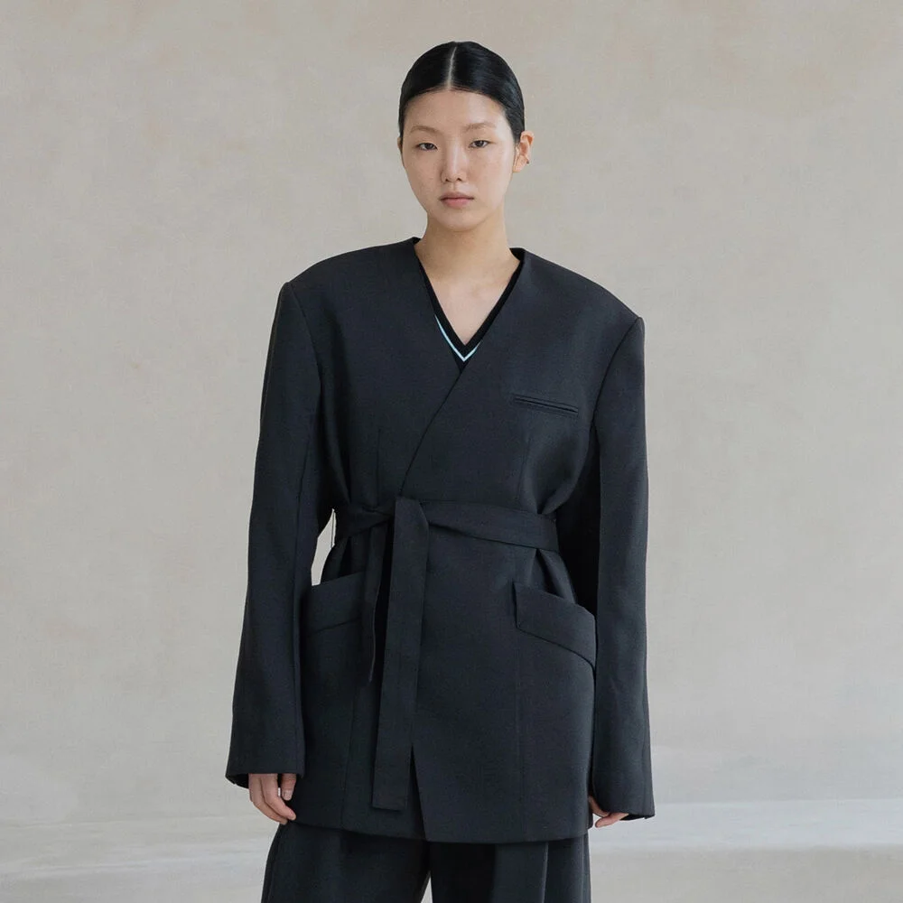 BOW NON COLLAR JACKET / LESS BLACK