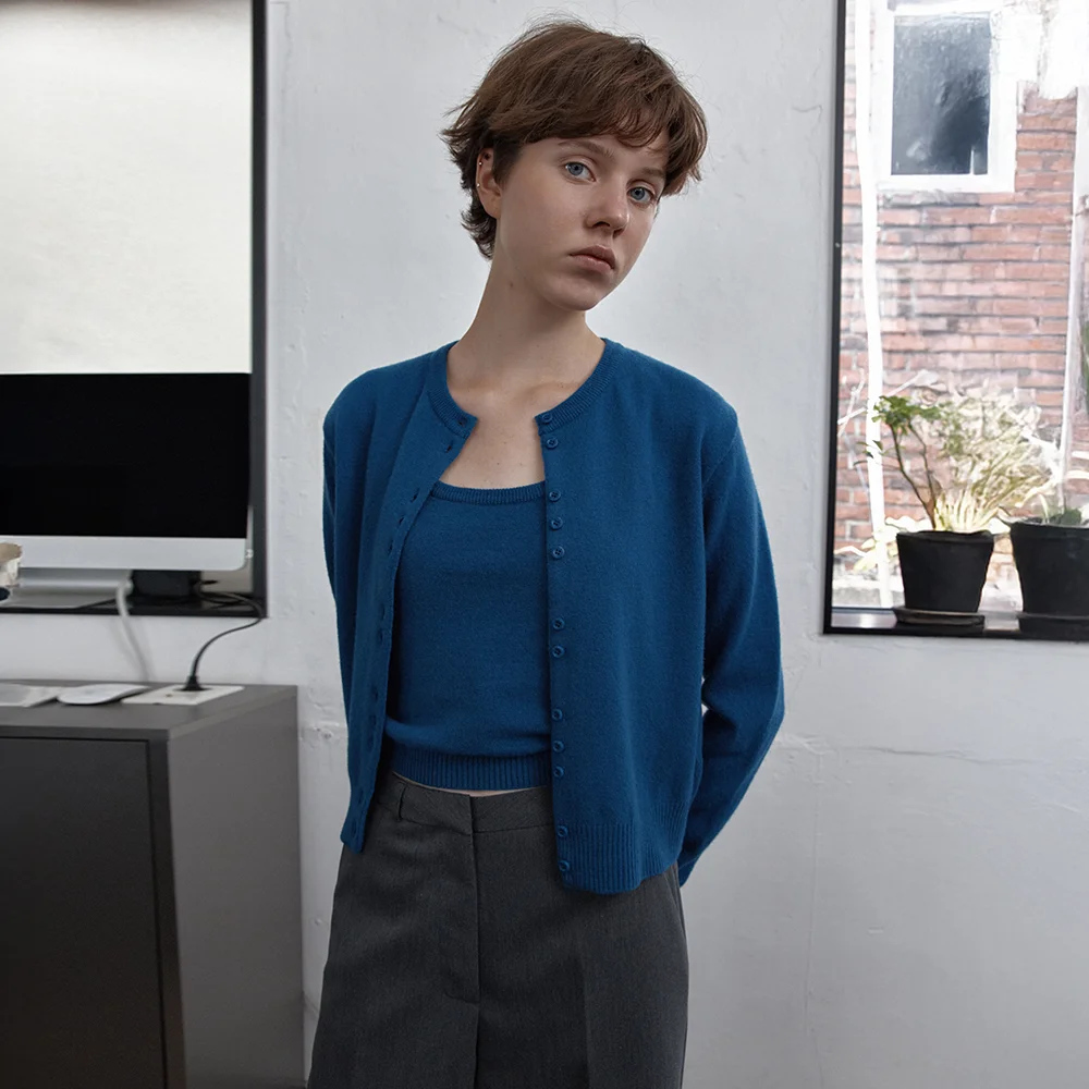 fine wool round sleeveless - blue