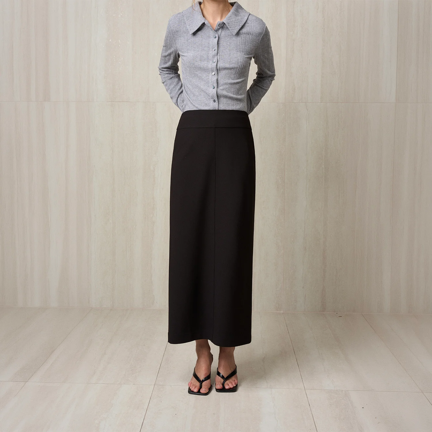 SLIT BACK STRAIGHT SKIRT