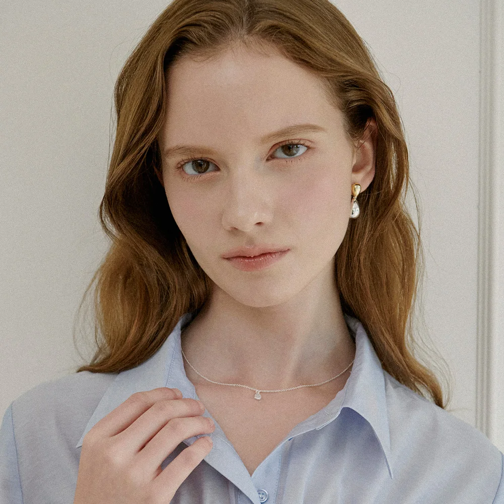 Glossy Drop Two-Way Earrings. EB1793