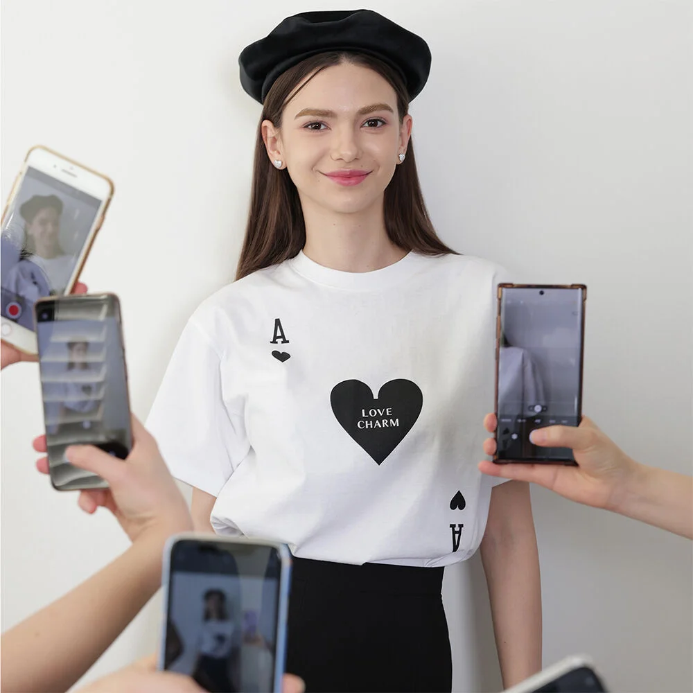 Love Charm Ace of hearts Graphic T-shirt