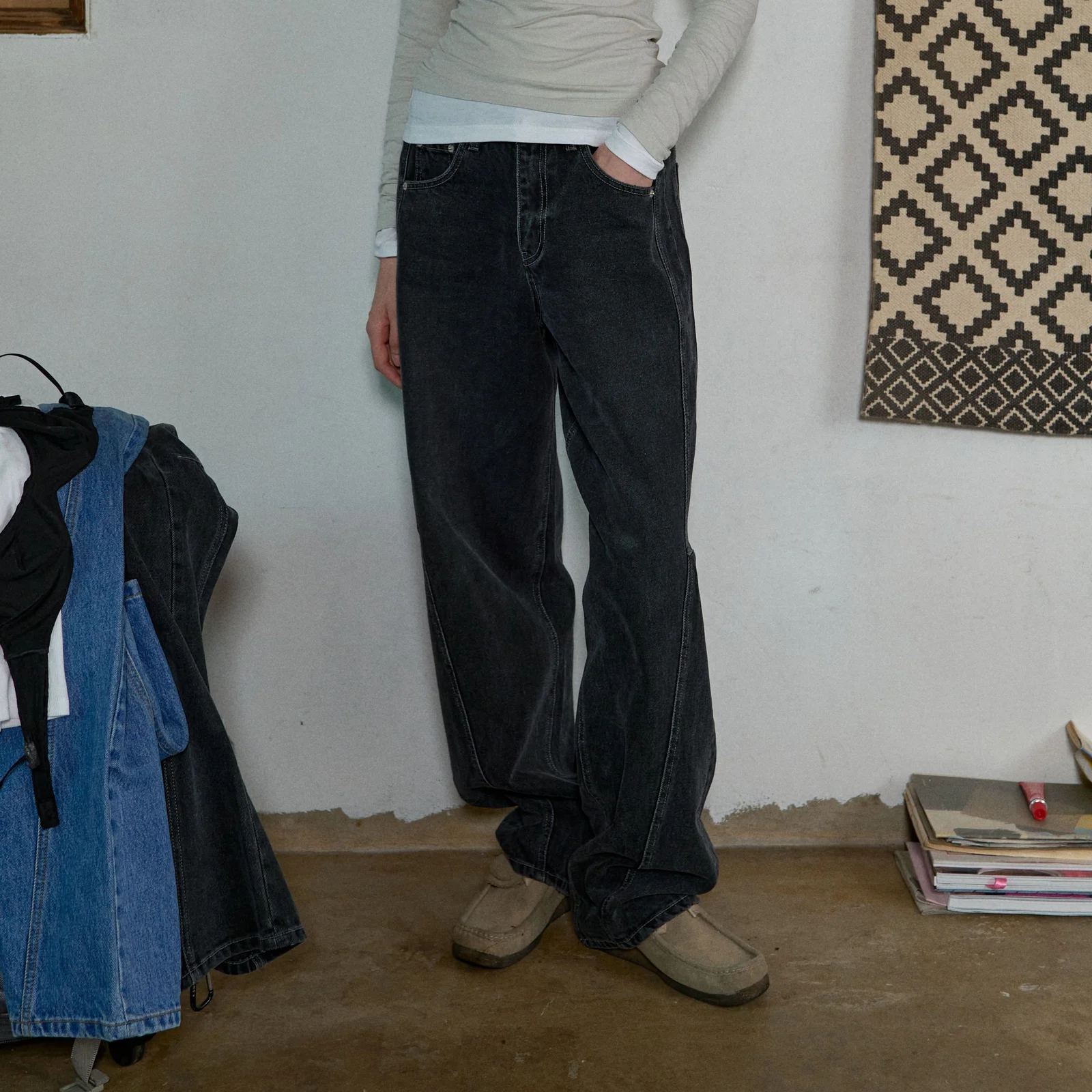 (2次 再訂版)CURVED PANEL JEANS - BLACK
