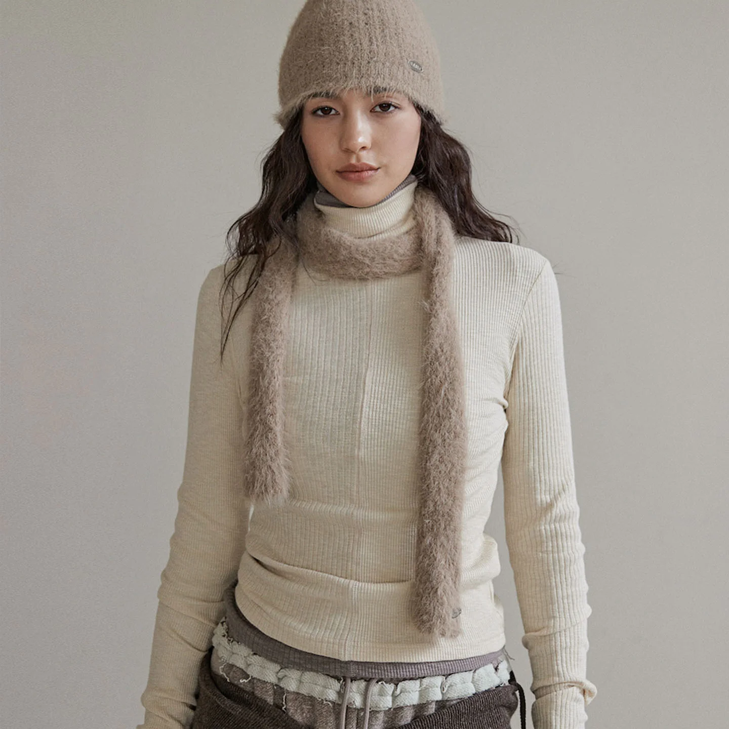 KNITTED MUFFLER