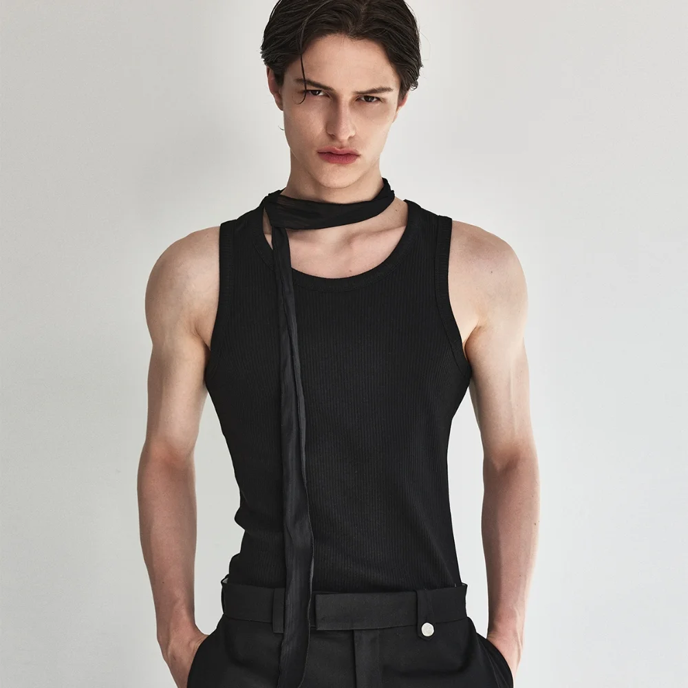 Sleek Ribbed Sleeveless Top_Black