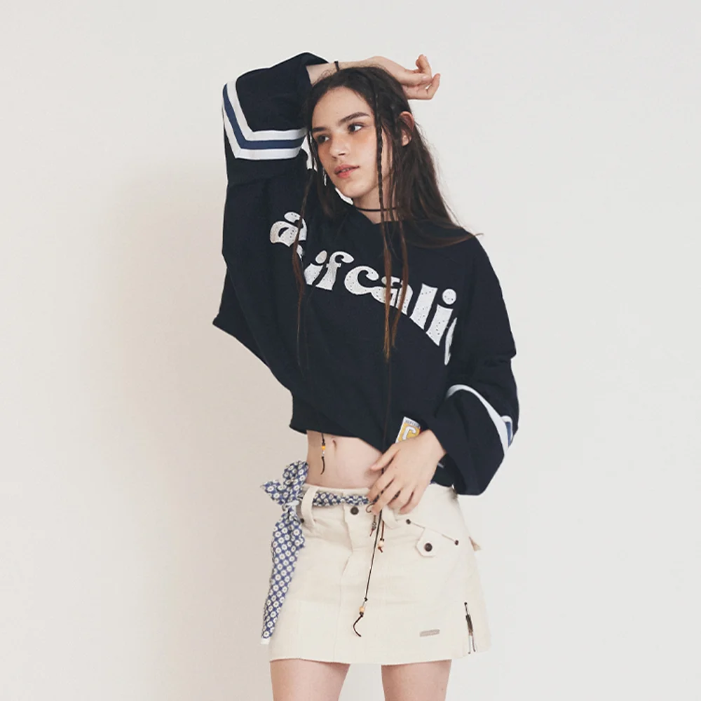 V-NECK LOGO CROP LONG SLEEVE NAVY