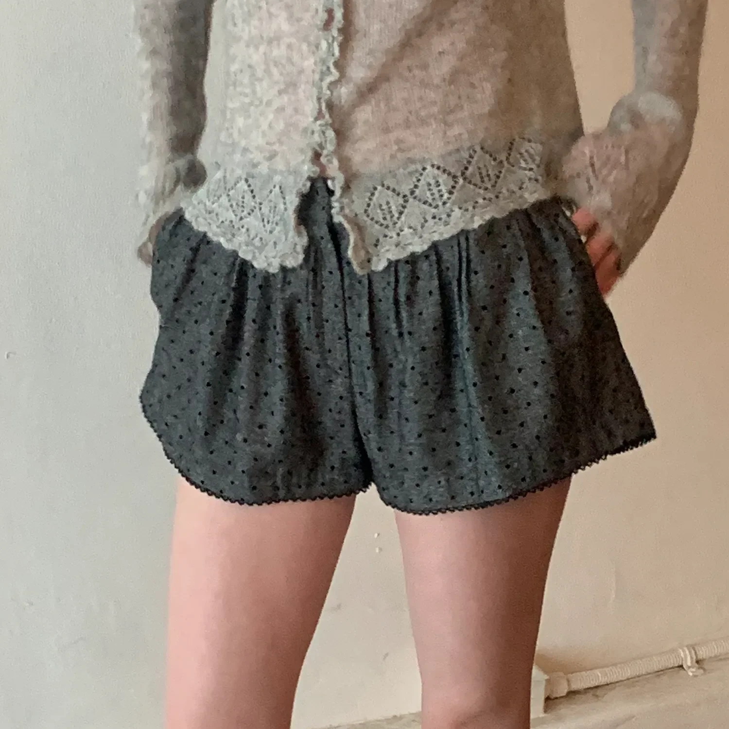 DION Wool Flannel Shorts Dot Grey