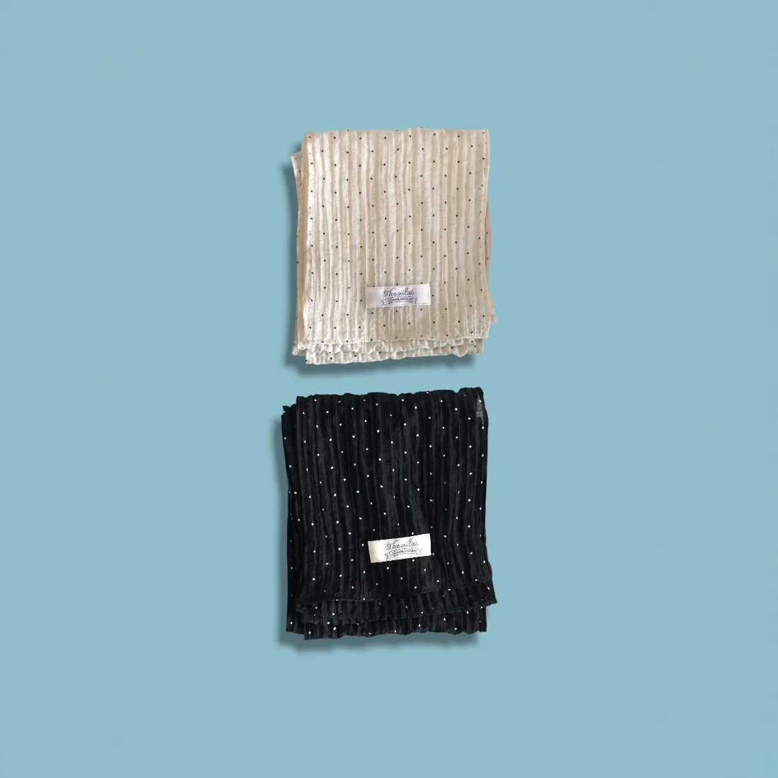 Airy Dot Scarf