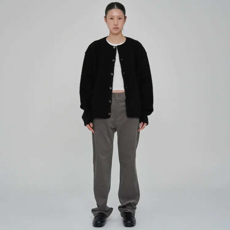 Out seam round-neck cardigan, black
