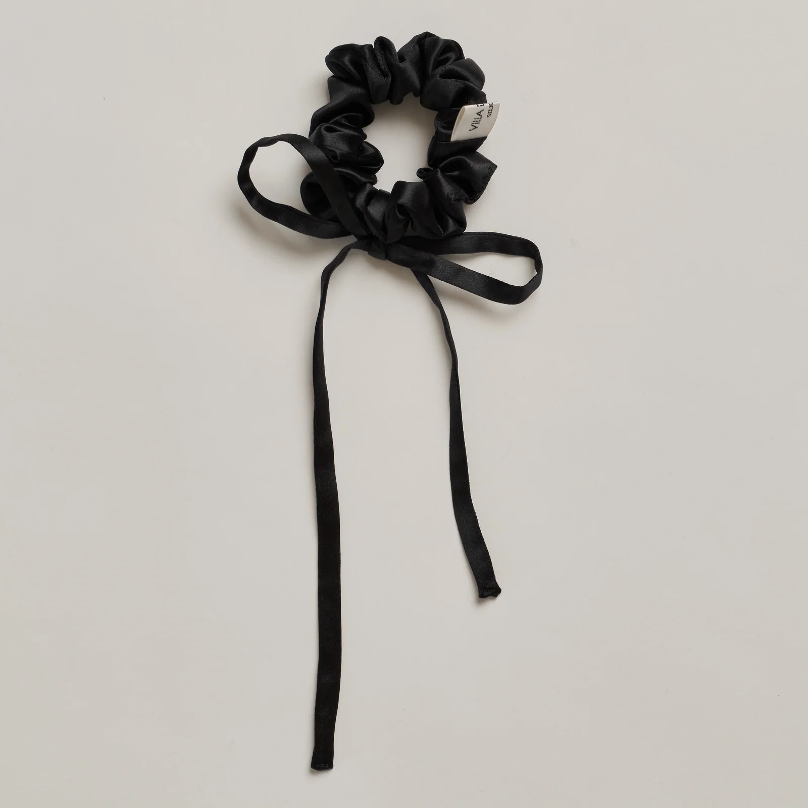 Ballerina ribbon silk scrunchie