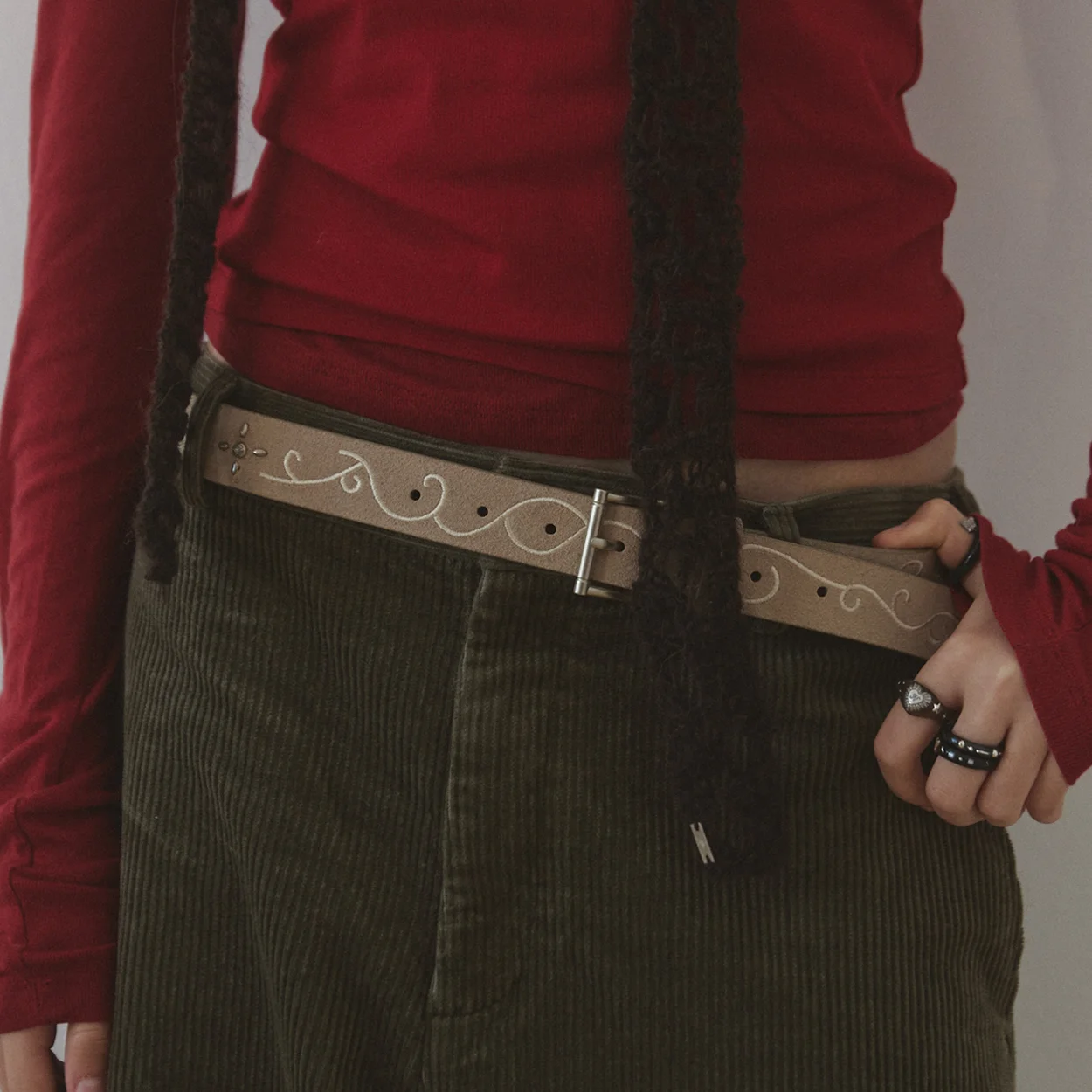 suede stitch belt-beige