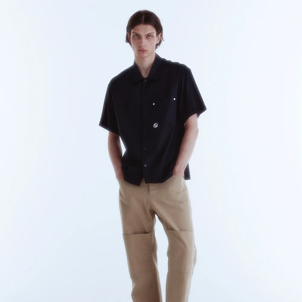 Convertible Collar Stripe Shirt_Deep Black