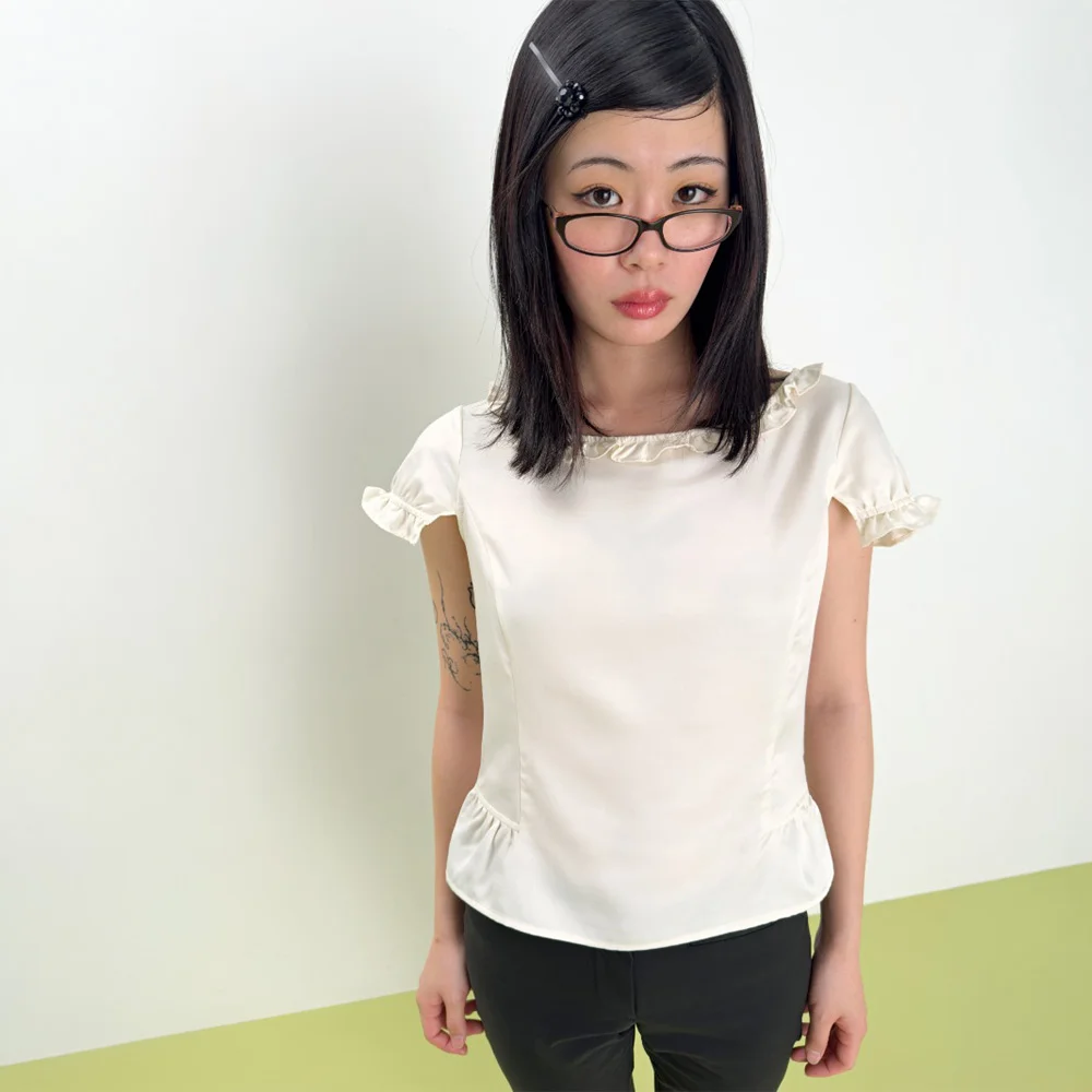 Glow Frill Blouse (Ivory)