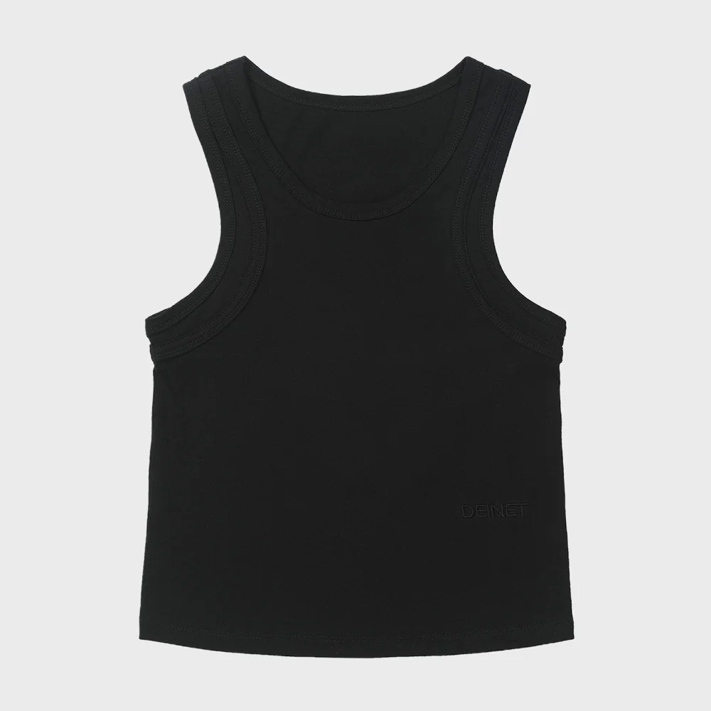 LAYERED SLEEVELESS IN BLACK