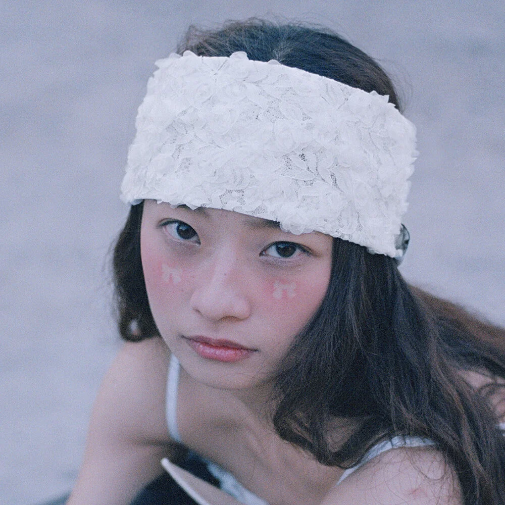 ROSE VEIL HEAD BAND IN WHITE