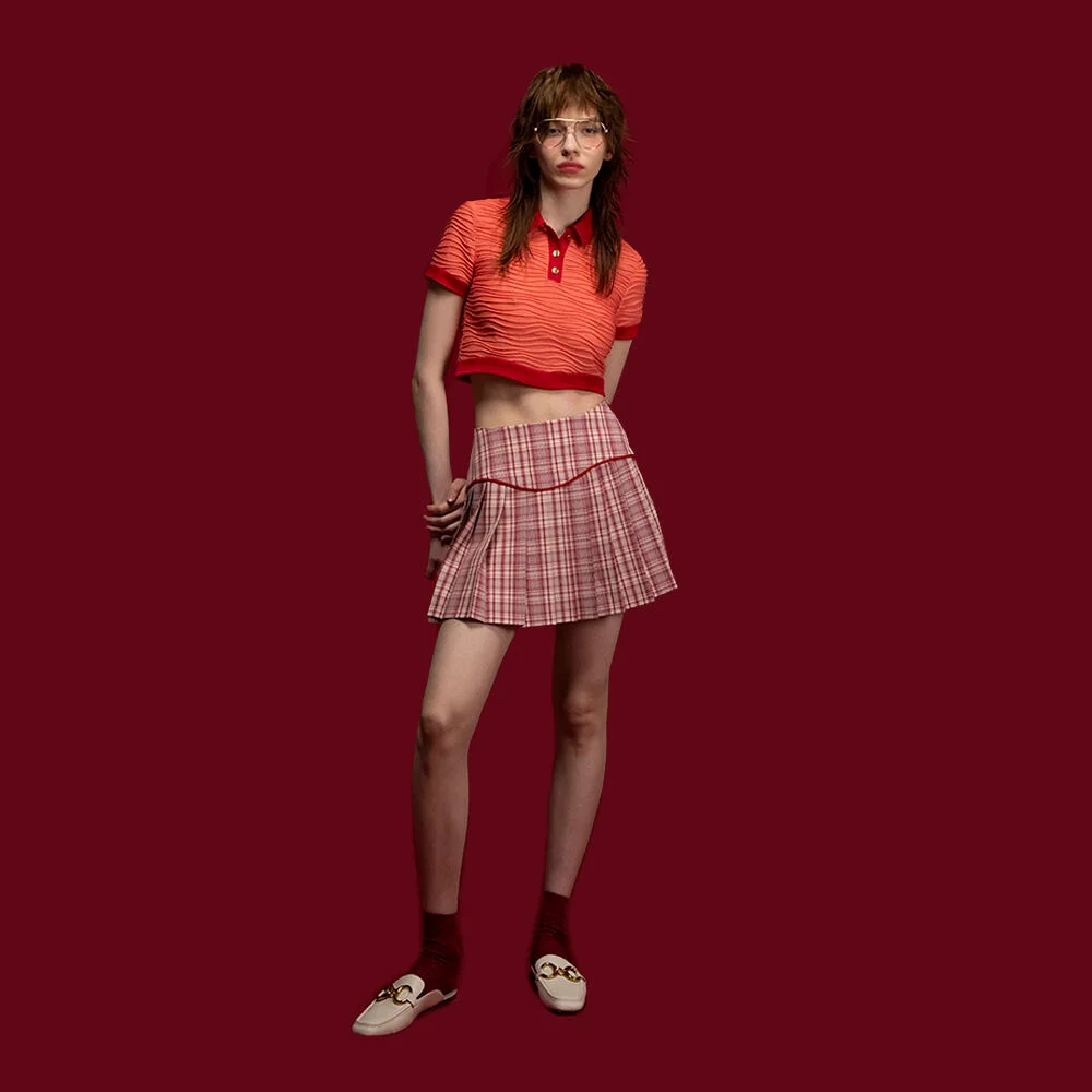 Wavy pleated mini skirt