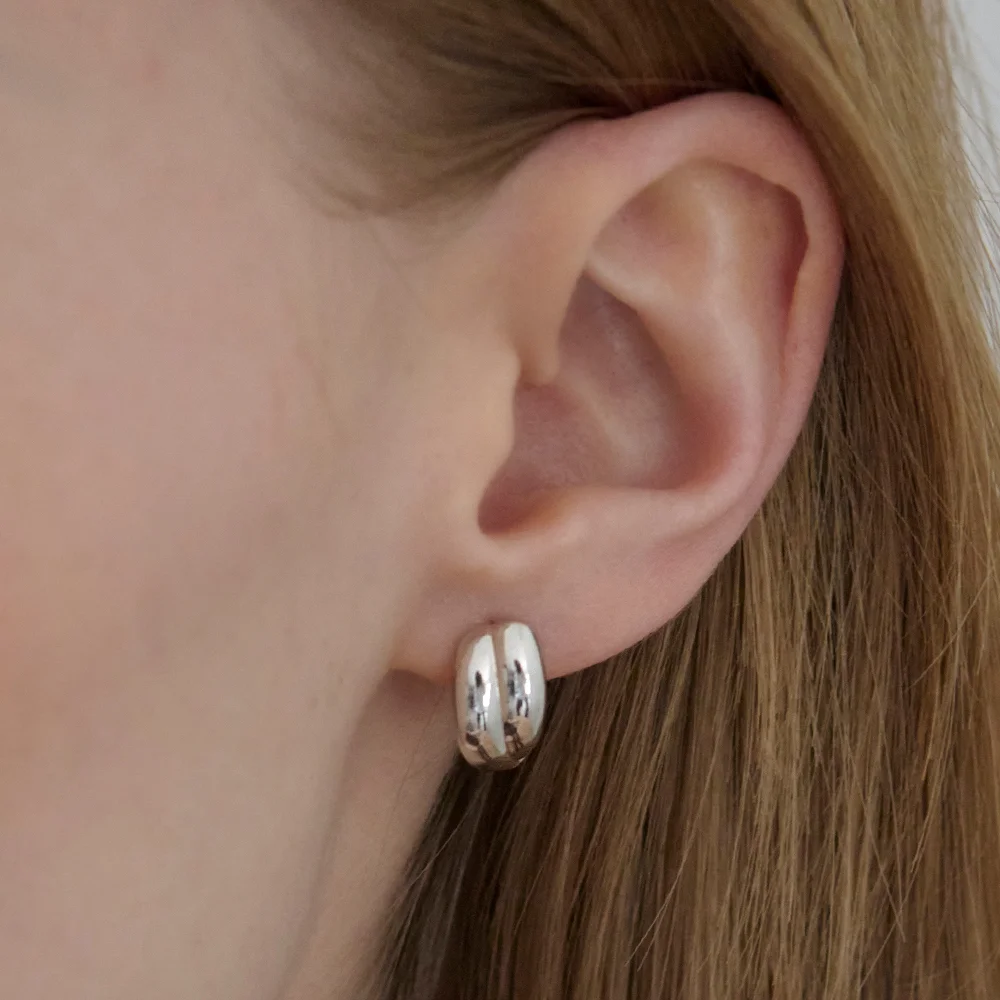 Infinity Curve Earrings