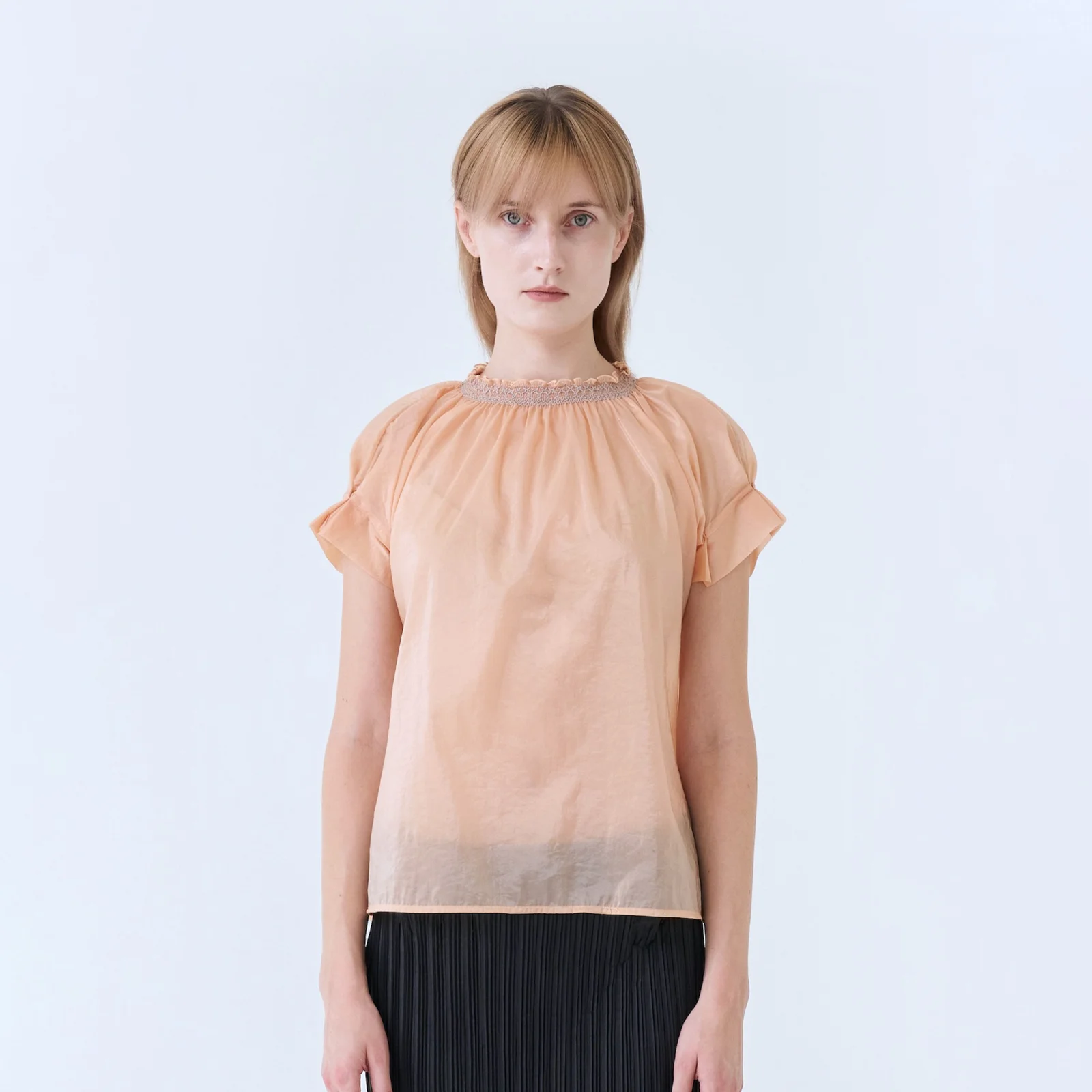 AIRY SMOCK BLOUSE (APRICOT)