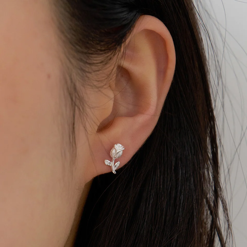 mini tulip earring