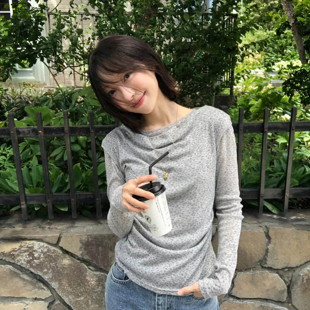 Flower Draped Layered Tee Set (Gray)