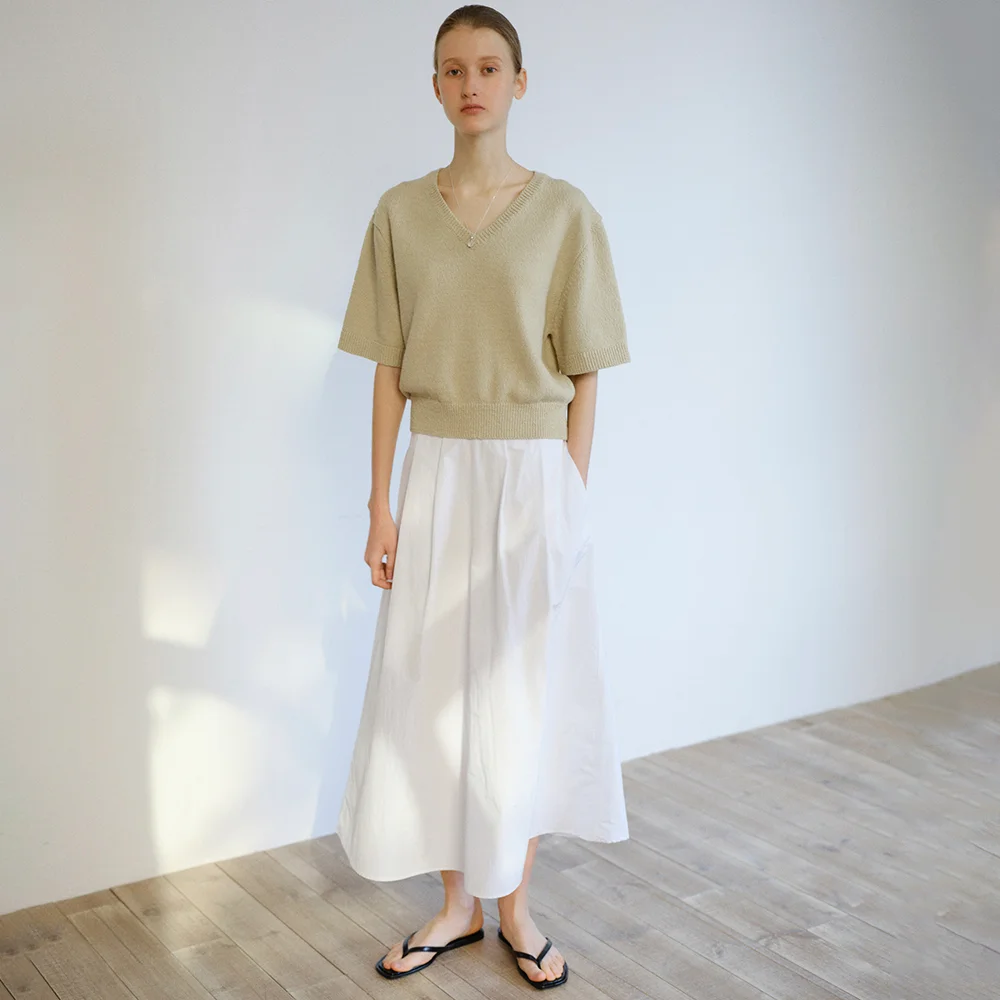 WIND PIN-TUCK FLARE SKIRT_WHITE