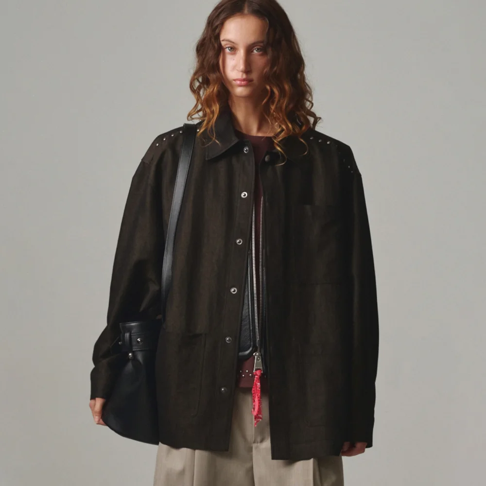 UNISEX, Stud Detail Classic Shirt Jacket / DARK BROWN