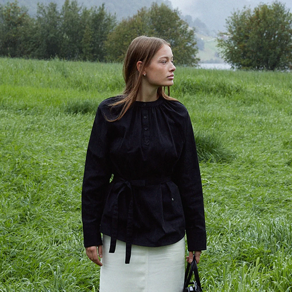 LIER HENRY NECK BLOUSE (BLACK)