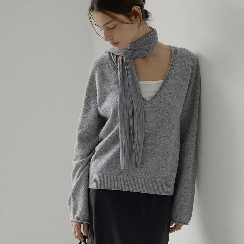 Wholegarment deep v-neck knit - Melange grey