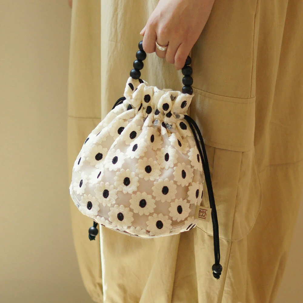 poppy bucket bag_white flower